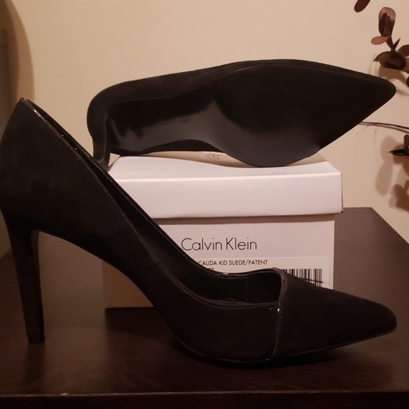 Shoes - Picture 2 of 2